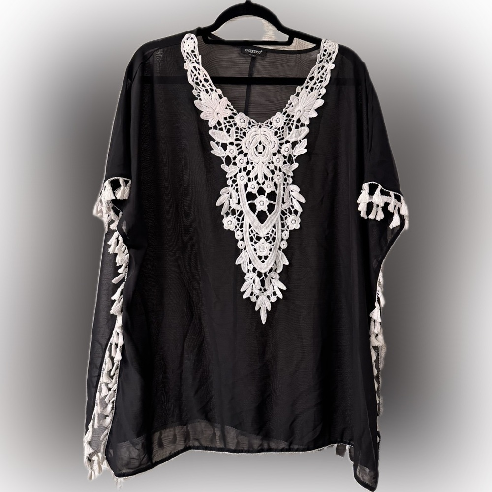 Chic Black and White Crochet Swim Coverup
